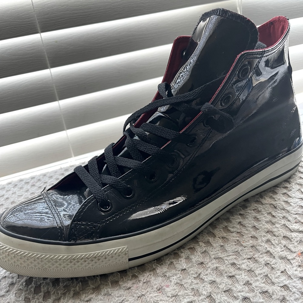 Men’s converse